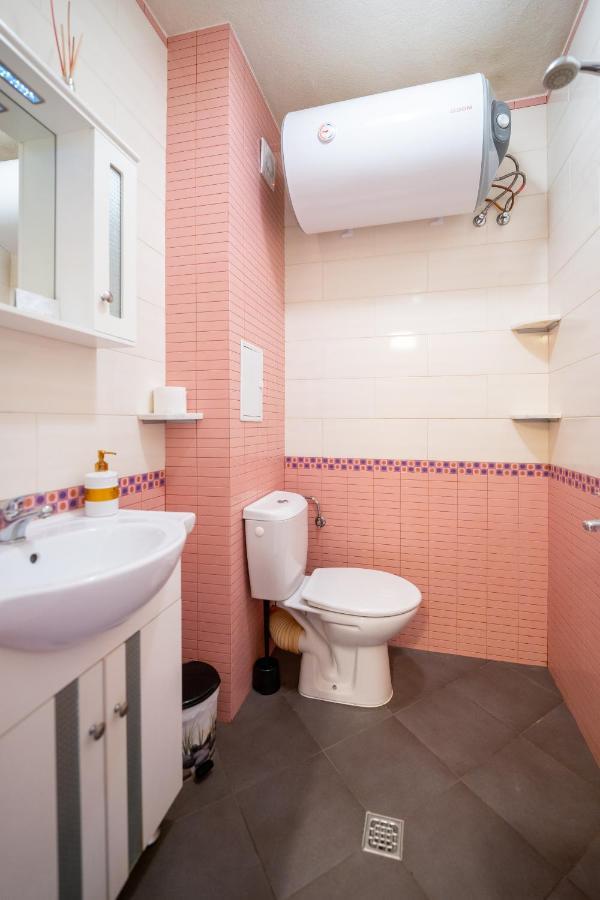 Apartment Cozy Little In The Heart Of Studentski Grad *
